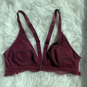 NWT Victoria’s Secret Lace Bralette